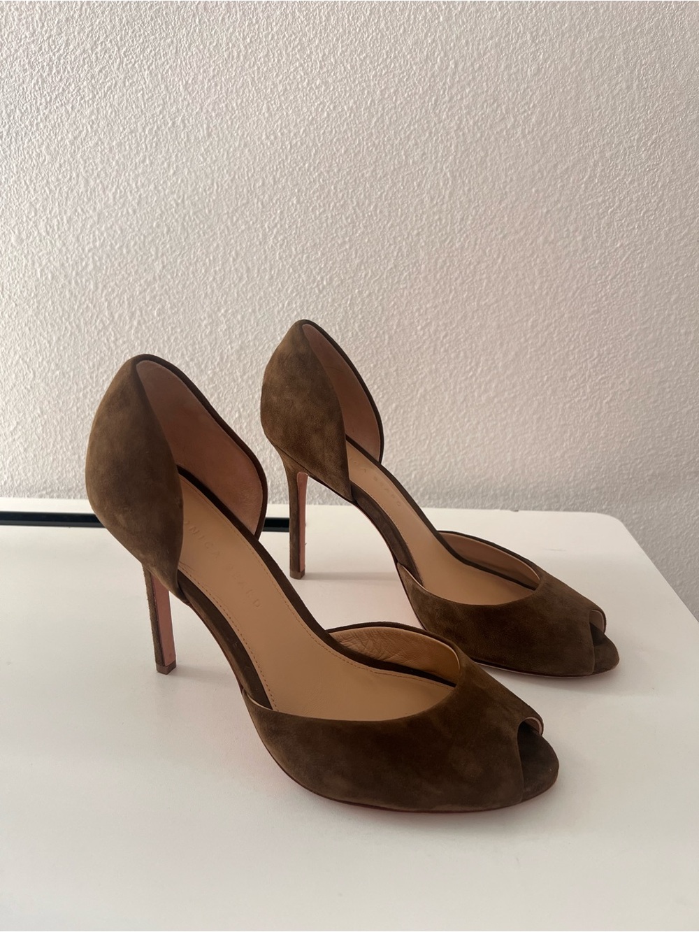 Veronica Beard Gadot D'Orsay Suede Peep
Toe Heel Pumps Size 9 - Picture 3 of 5